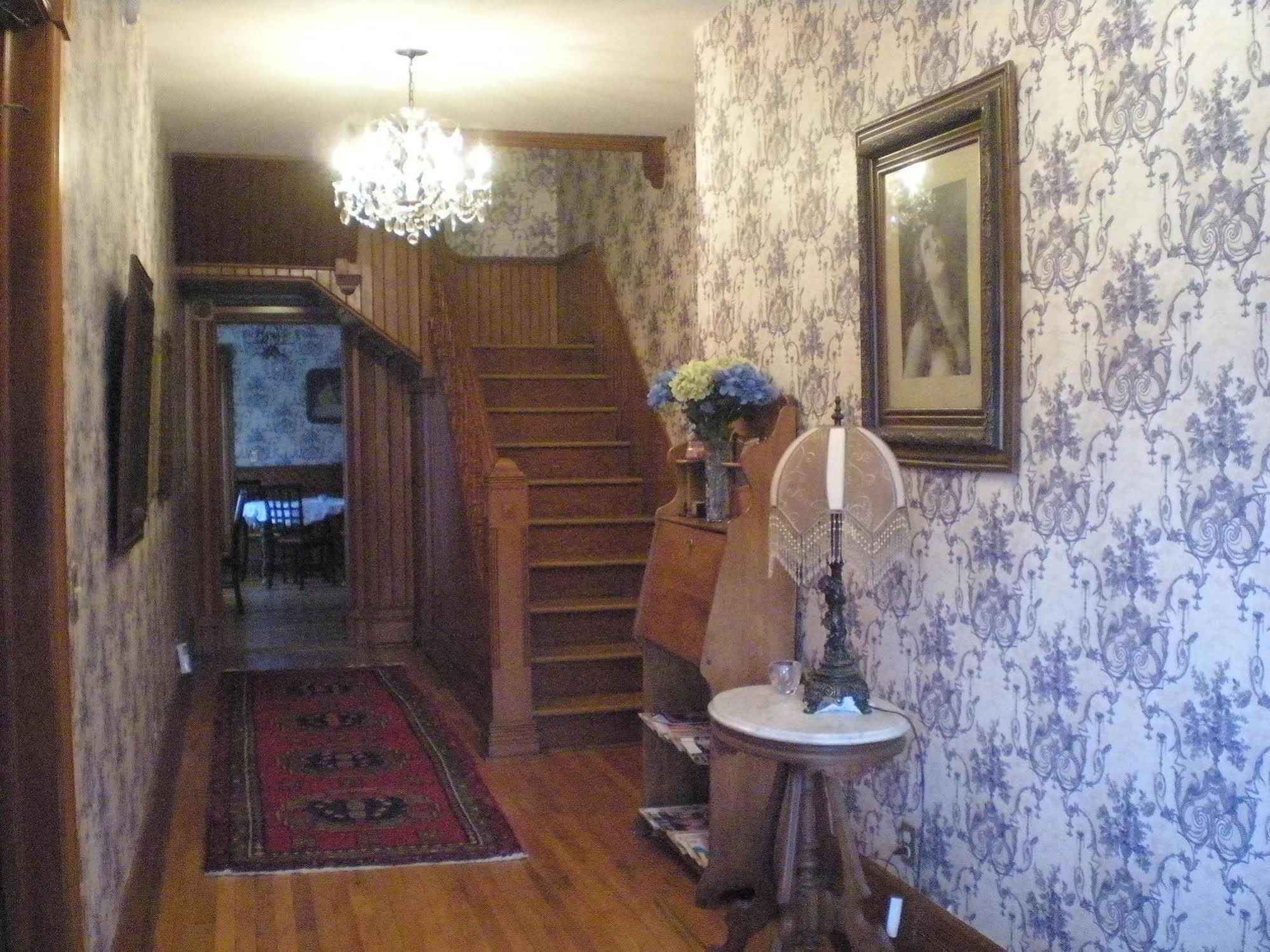 Bed and Breakfast The Fox And The Grapes Lodi Экстерьер фото